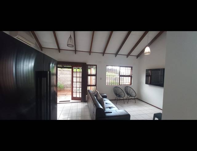2 BEDROOM SECTIONAL TITLE FOR SALE IN UMBILO
